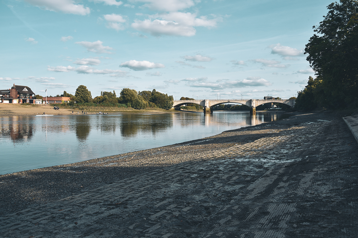 The river Thames at Chiswick bridge